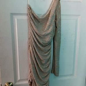 One shoulder, gold & cream gathered side dress